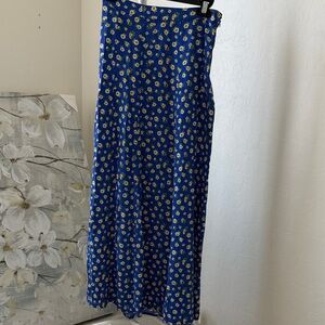 Forever 21 Blue Floral Maxi Skirt